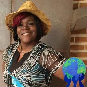 Meet your Posher, Beverlyn